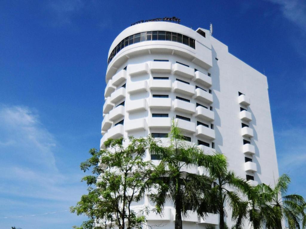 האט יאי Florida Hotel מראה חיצוני תמונה