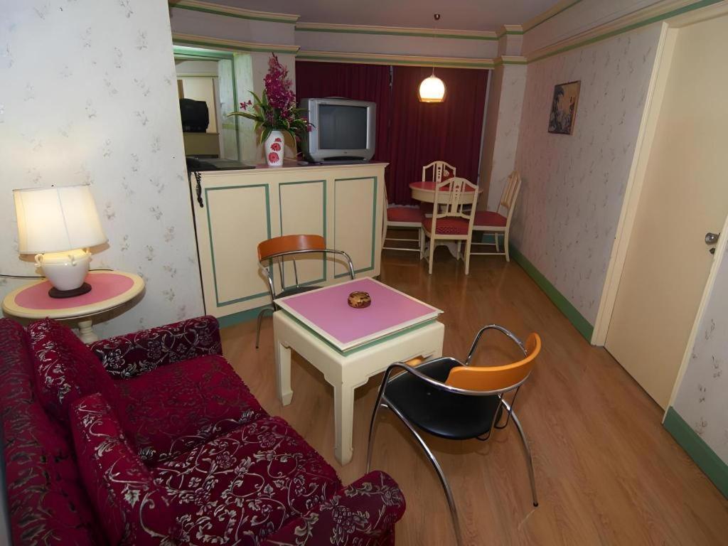 האט יאי Florida Hotel מראה חיצוני תמונה
