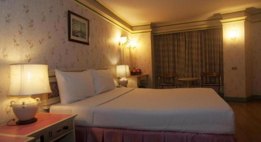 האט יאי Florida Hotel מראה חיצוני תמונה