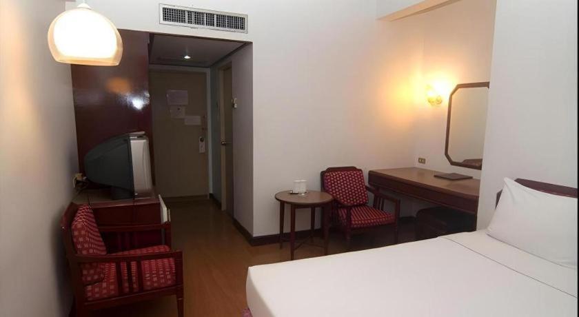 האט יאי Florida Hotel מראה חיצוני תמונה
